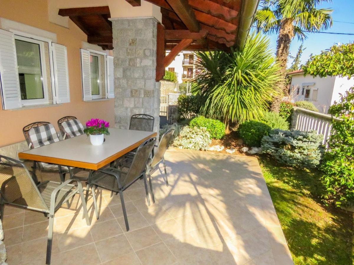 Apartment Palmic Lovran Exterior foto
